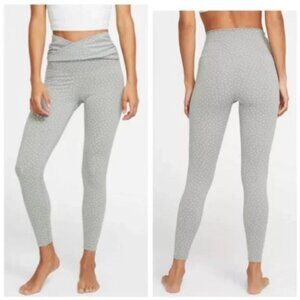 NIKE Yoga Dots Pants Twist 7/8 Leggings Grey Sage High Rise Active Pant Women XS
